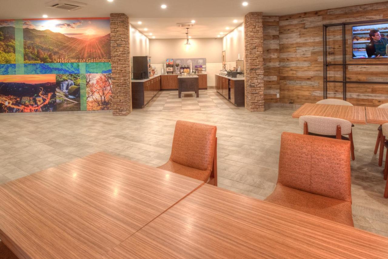 Clarion Pointe Downtown Gatlinburg Ξενοδοχείο Εξωτερικό φωτογραφία