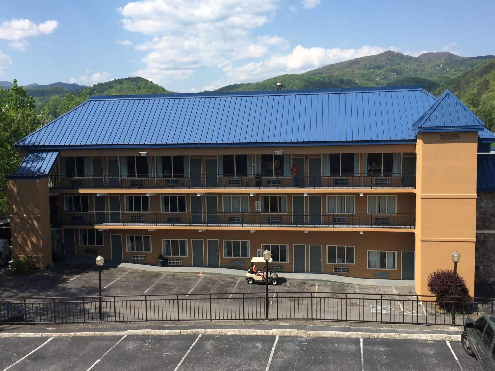 Clarion Pointe Downtown Gatlinburg Ξενοδοχείο Εξωτερικό φωτογραφία
